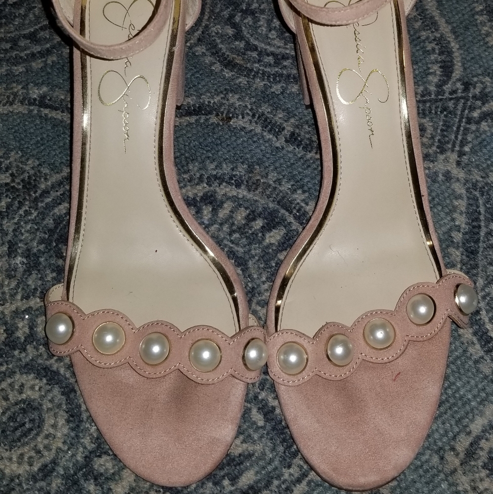 Jessica Simpson pearled highheels - Picture 3 of 6